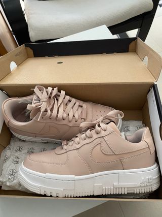 Nike Air Force 1 Pixel Rosa