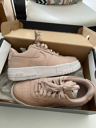 Nike Air Force 1 Pixel Rosa