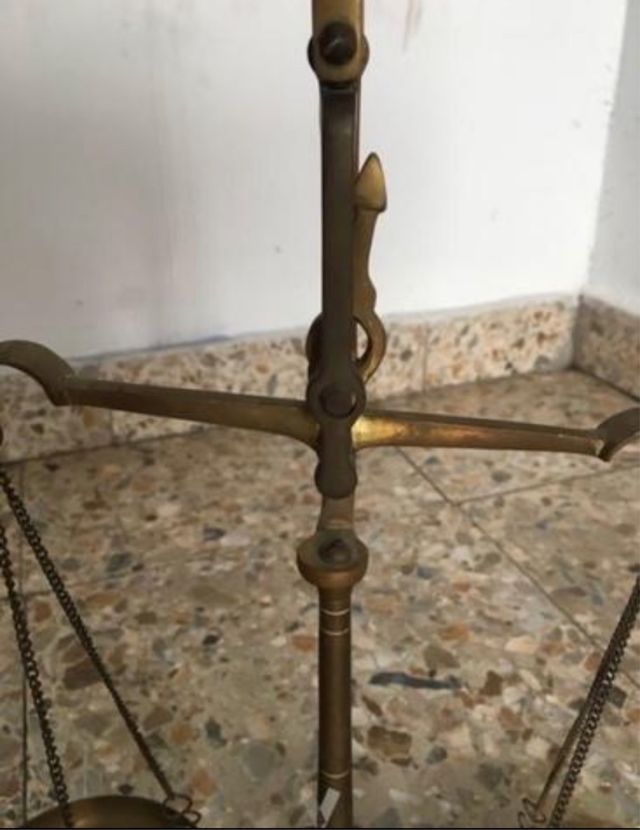 Balanza Romana Bronce Antigua