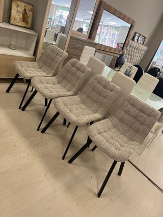 4 Sillas de Tela Beige