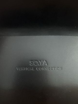 Gafas de sol redondas, nuevas cuestan 400€