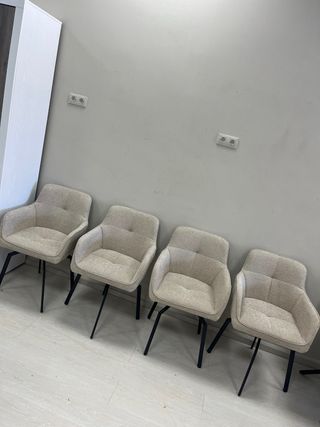 4 Sillas Giratorias Beige