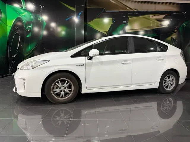 Toyota Prius+ 2012