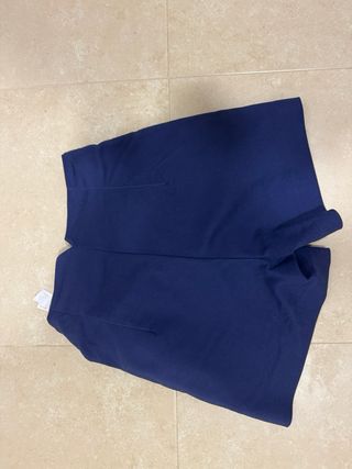 Short mujer Stadovarius cintura alta