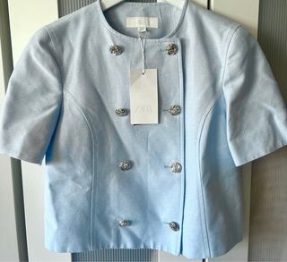 Traje Zara celeste 
