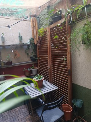 2 Puertas mallorquinas antiguas madera maciza.