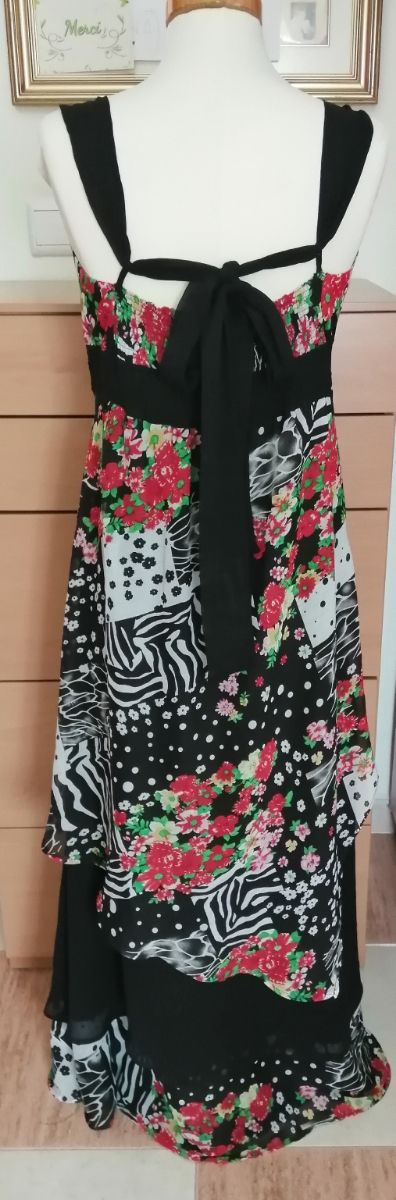 Vestido fiesta estampado floral talla 42-44.