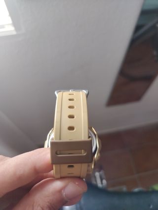 Casio G-Shock Beige/Oro
