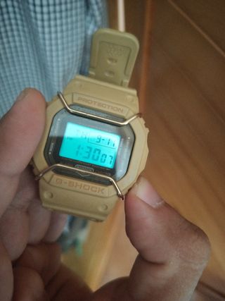 Casio G-Shock Beige/Oro