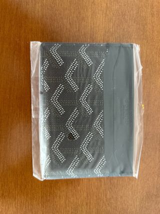 Tarjetero Goyard Negro