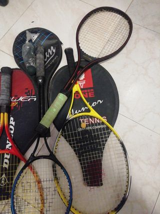 Lote de raquetas de tenis y pádel