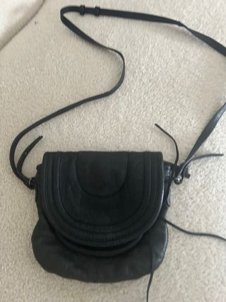 Bolso bandolera piel Mango negro