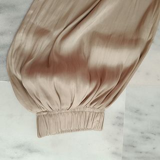 Pantalón bombacho Zara beige 