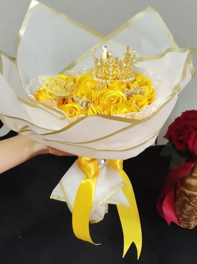 Ramo de flores eternas hecho a mano