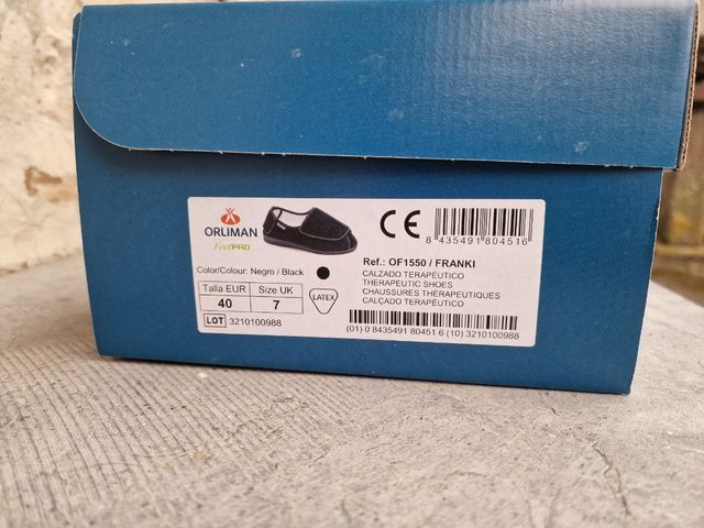 ORLIMAN Calzado Terapéutico Negro