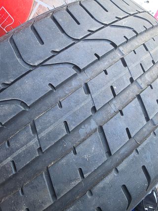 Neumático Pirelli P Zero