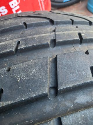 Neumático Pirelli P Zero