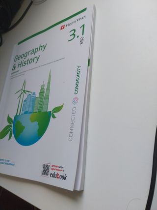 GEOGRAPHY & HISTORY 3 (3.1-3.2) (CONNECTED COMM...