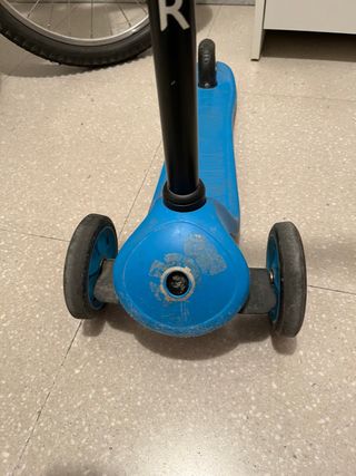 Patinete infantil azul