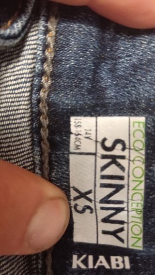 2 Pantalones Vaqueros Talla 13-14 Años