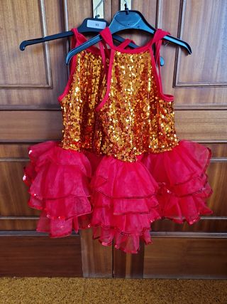 Vestido de baile lentejuelas con volantes