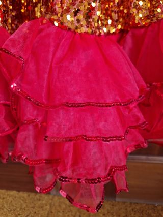 Vestido de baile lentejuelas con volantes