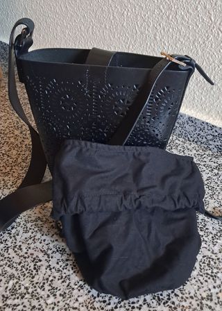 Bolso Zara Negro de Piel