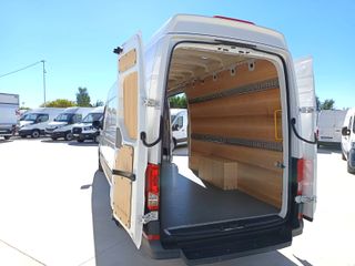 Volkswagen Crafter 2.0 L5H3 FURGON EXTRALARGO 140 