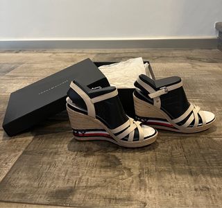 Sandalias exclusivas Tommy Hilfiger