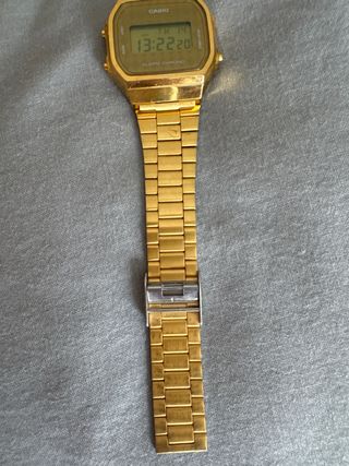 Casio Digital Dorado Vintage Rombo