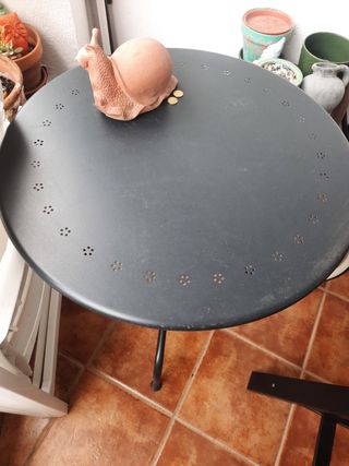 Mesa redonda Ikea Lacko negra