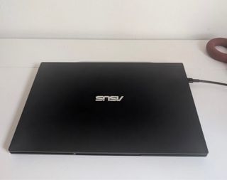 Portátil Asus Expertbook