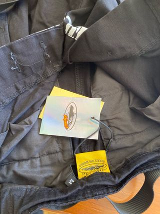 Pantalón corto Corteiz negro