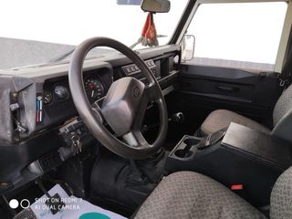 Land Rover Defender 2004