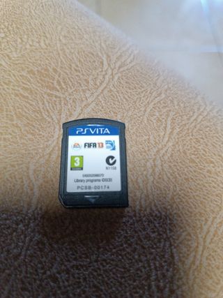 Juegos PS Vita: Resistance & FIFA 13