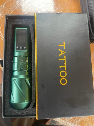 máquina de tatuaje nueva