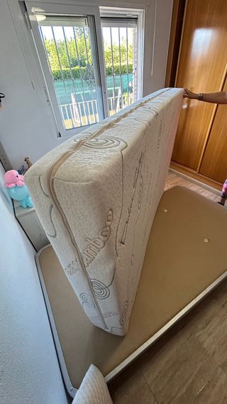 Colchón + base tapizada 105 cm