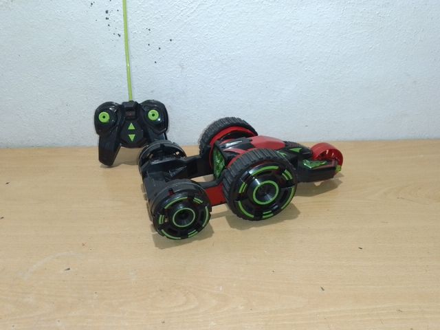 COCHE RADIOCONTROL CON MANDO