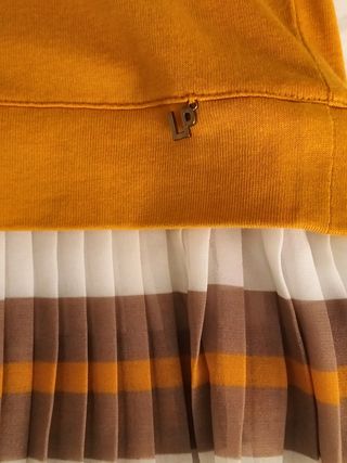 Jersey amarillo manga corta con volantes