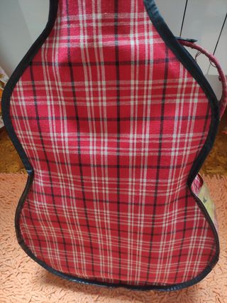 Funda Guitarra Española Cuadros Roja