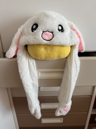 Gorro levanta orejas de conejo