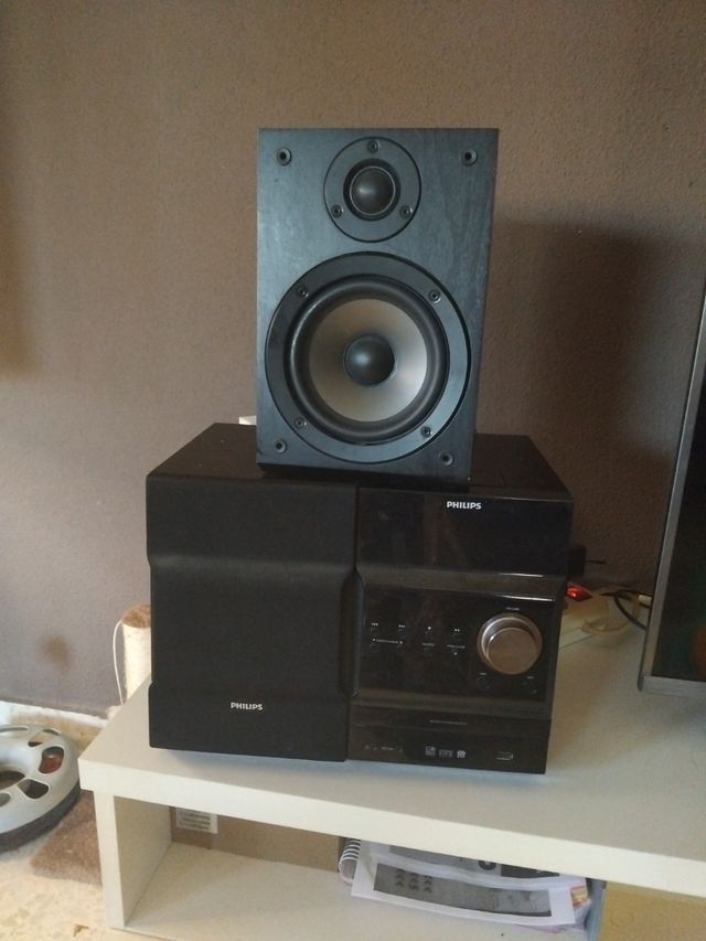 Cadena de música Philips negra