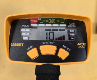 Detector de Metales Garrett ACE 200i