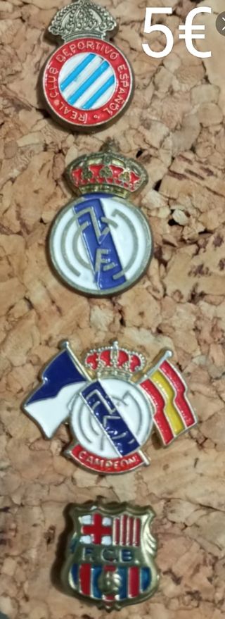 PINS VARIADOS