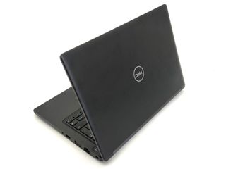 E1794724-0	Pc Portatil Dell Latitude 5290