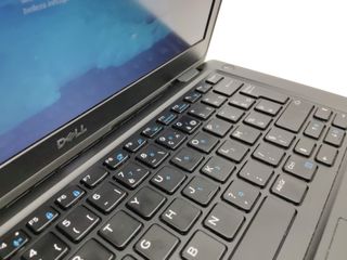 E1794724-0	Pc Portatil Dell Latitude 5290