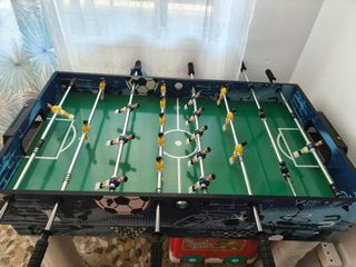 Mesa de juegos de billar y futbolin