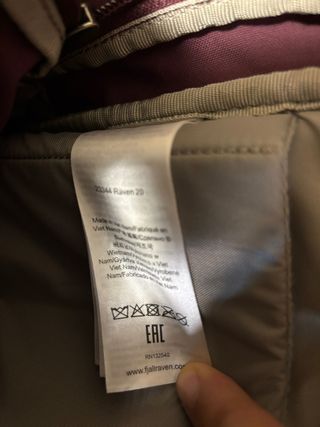 Mochila Fjallraven Kanken burdeos efecto desgastad