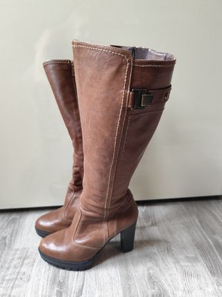 Botas Nero Giardini Marrón