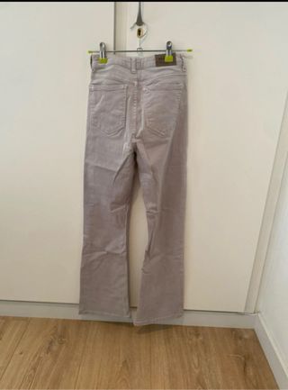 Pantalón lila brownie